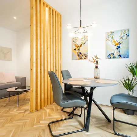 Comfortable, Balcony Apartment - Quick Access To Vienna'S Old Centre Extérieur photo