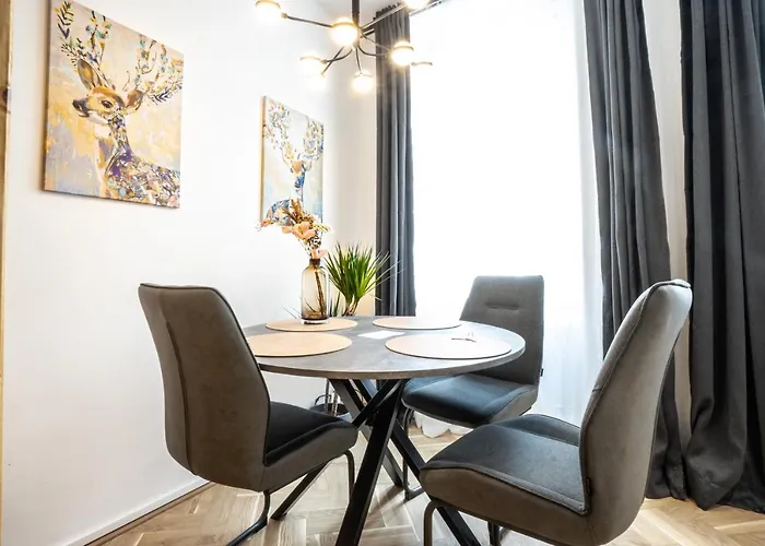 Comfortable, Balcony Apartment - Quick Access To Vienna\'S Old Centre