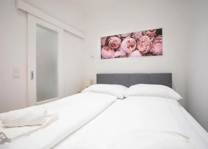 Comfortable, Balcony Apartment - Quick Access To Vienna\'S Old Centre